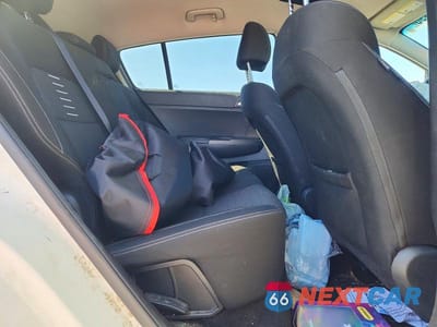 Zdjęcie 11 z 13 samochodu: 2018 KIA SPORTAGE LX VIN:KNDPM3AC6J7445171 - miniatura