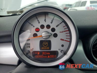 Zdjęcie 9 z 13 samochodu: 2007 MINI COOPER S VIN:WMWMF73507TT81953 - miniatura