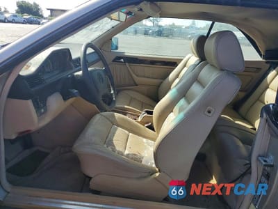 Zdjęcie 7 z 12 samochodu: 1995 MERCEDES-BENZ E 320 VIN:WDBEA66E9SC176974 - miniatura