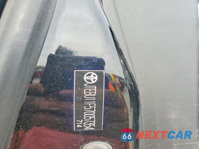 Zdjęcie 12 z 12 samochodu: 2007 TOYOTA FJ CRUISER BASE VIN:JTEBU11F570057354 - miniatura