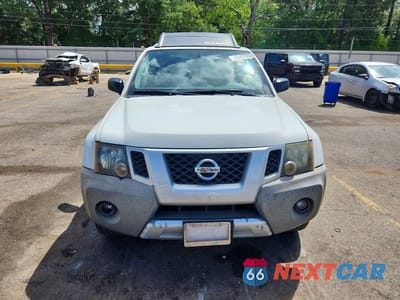 Piąte zdjęcie samochodu w środku: 2015 NISSAN XTERRA S VIN:5N1AN0NU0FN653341 - miniatura