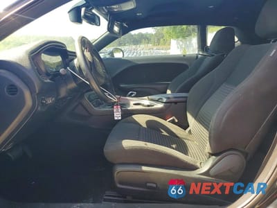 Zdjęcie 7 z 12 samochodu: 2019 DODGE CHALLENGER SXT VIN:2C3CDZAG6KH603975 - miniatura