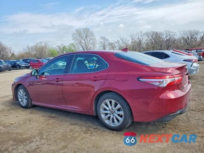 Drugie zdjęcie samochodu z przodu: 2018 TOYOTA CAMRY LE VIN:4T1B11HK6JU548205 - miniatura