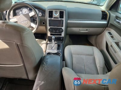 Zdjęcie 8 z 12 samochodu: 2009 CHRYSLER 300 TOURING VIN:2C3LK53VX9H555448 - miniatura