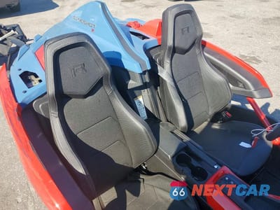Zdjęcie 6 z 10 samochodu: 2025 POLARIS SLINGSHOT R VIN:57XAARHB5S8167218 - miniatura