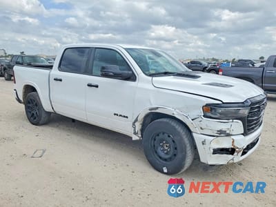 Czwarte zdjęcie samochodu z boku: 2025 RAM 1500 LARAMIE VIN:1C6SRFJP0SN658279 - miniatura