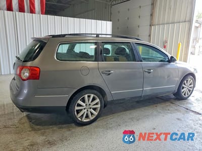Trzecie zdjęcie samochodu z tyłu: 2007 VOLKSWAGEN PASSAT 3.6L 4MOTION WAGON VIN:WVWMU73C47E008698 - miniatura