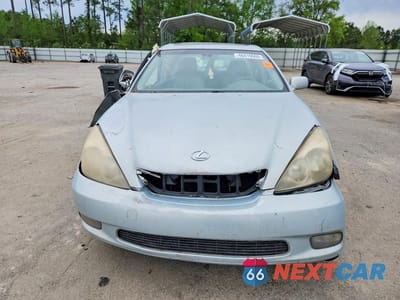 Piąte zdjęcie samochodu w środku: 2004 LEXUS ES 330 BASE VIN:JTHBA30GX45009140 - miniatura