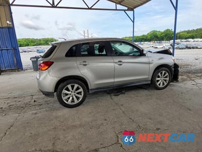 Trzecie zdjęcie samochodu z tyłu: 2015 MITSUBISHI OUTLANDER SPORT ES VIN:4A4AP3AU2FE049580 - miniatura