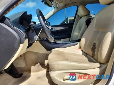 Zdjęcie 7 z 12 samochodu: 2017 INFINITI Q50 3.0T PREMIUM VIN:JN1EV7APXHM732185 - miniatura