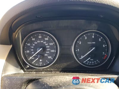 Zdjęcie 9 z 12 samochodu: 2013 BMW X1 SDRIVE28I VIN:WBAVM1C55DVW44199 - miniatura