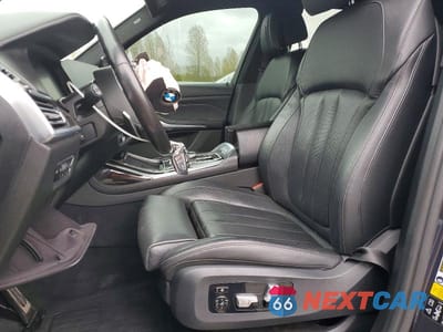 Zdjęcie 7 z 13 samochodu: 2020 BMW X7 M50I VIN:5UXCX6C0XL9C50080 - miniatura