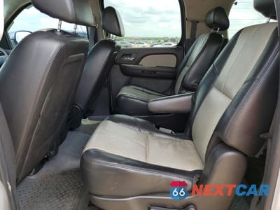 Zdjęcie 11 z 13 samochodu: 2008 CHEVROLET SUBURBAN C1500 LS VIN:3GNFC16J88G165302 - miniatura