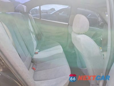 Zdjęcie 10 z 12 samochodu: 2006 HYUNDAI ELANTRA GLS VIN:KMHDN46D16U369001 - miniatura