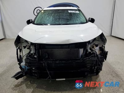 Piąte zdjęcie samochodu w środku: 2023 NISSAN ROGUE S VIN:5N1BT3AB2PC945019 - miniatura