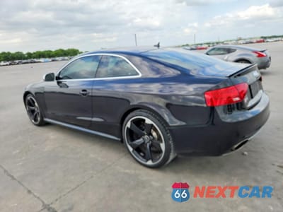 Drugie zdjęcie samochodu z przodu: 2013 AUDI RS5 VIN:WUAC6AFR7DA900971 - miniatura