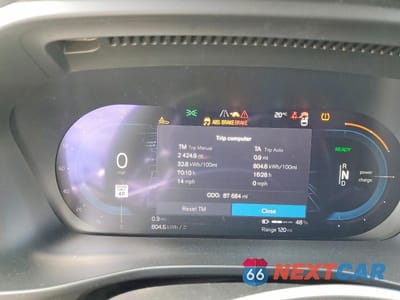 Zdjęcie 9 z 13 samochodu: 2023 VOLVO C40 RECHARGE PLUS VIN:YV4ED3GL3P2059941 - miniatura