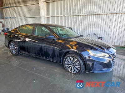 Czwarte zdjęcie samochodu z boku: 2024 NISSAN ALTIMA SV VIN:1N4BL4DV4RN409458 - miniatura