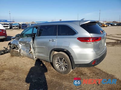 Drugie zdjęcie samochodu z przodu: 2017 TOYOTA HIGHLANDER XLE VIN:5TDJZRFH0HS377612 - miniatura