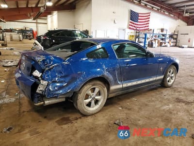 Trzecie zdjęcie samochodu z tyłu: 2008 FORD MUSTANG VIN:1ZVHT80N985156361 - miniatura