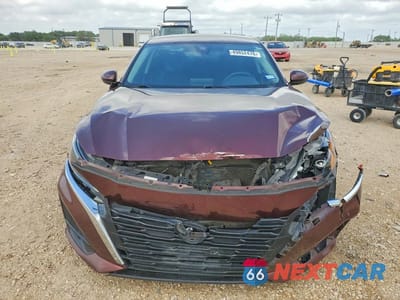 Piąte zdjęcie samochodu w środku: 2023 NISSAN ALTIMA SV VIN:1N4BL4DV9PN315119 - miniatura