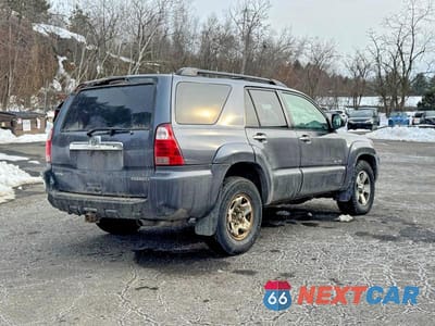 Czwarte zdjęcie samochodu z boku: 2006 TOYOTA 4RUNNER SR5 VIN:JTEBU14R160090503 - miniatura
