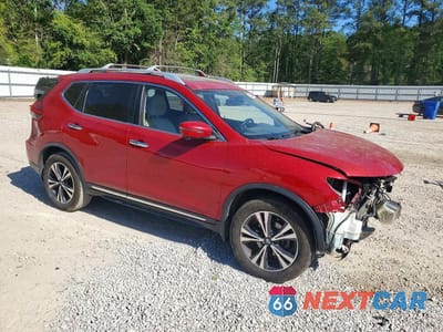 Czwarte zdjęcie samochodu z boku: 2017 NISSAN ROGUE S VIN:JN8AT2MV2HW271359 - miniatura