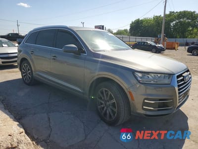 Czwarte zdjęcie samochodu z boku: 2017 AUDI Q7 PREMIUM PLUS VIN:WA1LAAF79HD023280 - miniatura