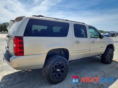 Trzecie zdjęcie samochodu z tyłu: 2007 CHEVROLET SUBURBAN VIN:1GNFK163X7J296135 - miniatura