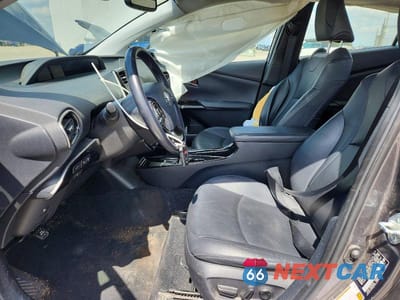 Zdjęcie 7 z 12 samochodu: 2019 TOYOTA PRIUS XLE VIN:JTDKARFU3K3089388 - miniatura