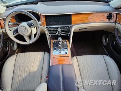 Zdjęcie 8 z 12 samochodu: 2024 BENTLEY FLYING SPUR VIN:SCBBR6ZG3RC017360 - miniatura
