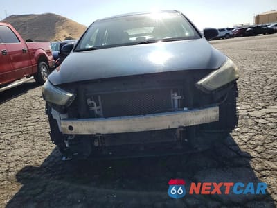 Piąte zdjęcie samochodu w środku: 2018 HYUNDAI IONIQ SEL VIN:KMHC75LC0JU067215 - miniatura