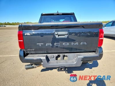 Zdjęcie 6 z 11 samochodu: 2026 TOYOTA TACOMA SR5 VIN:3TMLB5JNXTM210511 - miniatura