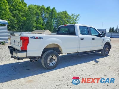 Trzecie zdjęcie samochodu z tyłu: 2019 FORD F250 SUPER DUTY VIN:1FT7W2BT5KEG31476 - miniatura