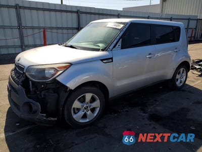 2017 KIA SOUL KNDJN2A23H7431355 - główne zdjęcie licytacji z USA - miniatura