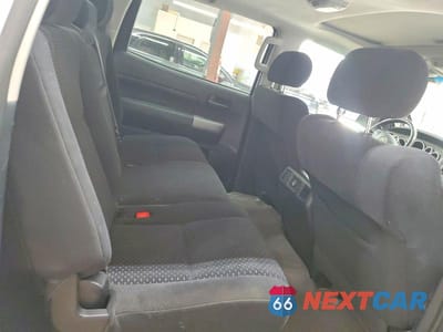 Zdjęcie 10 z 12 samochodu: 2010 TOYOTA TUNDRA GRADE VIN:5TFDW5F11AX133078 - miniatura