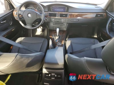 Zdjęcie 8 z 11 samochodu: 2009 BMW 328 I SULEV VIN:WBAPH53599A437253 - miniatura