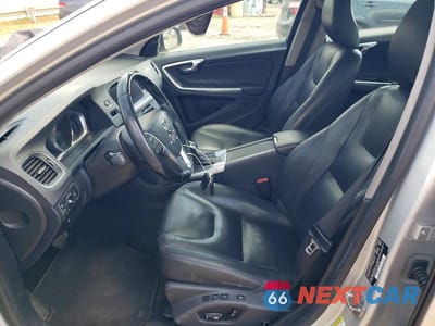 Zdjęcie 7 z 11 samochodu: 2015 VOLVO S60 PREMIER VIN:YV126MFK3F1339260 - miniatura