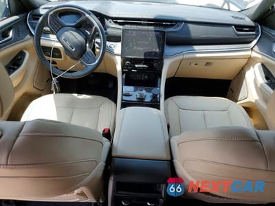 Zdjęcie 8 z 13 samochodu: 2023 JEEP GRAND CHEROKEE LIMITED VIN:1C4RJHBG0P8763368 - miniatura