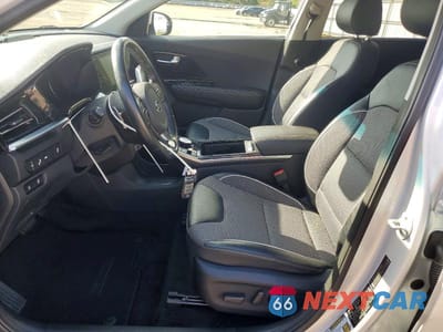 Zdjęcie 7 z 13 samochodu: 2020 KIA NIRO EX VIN:KNDCC3LG3L5057055 - miniatura