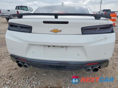 Zdjęcie 6 z 12 samochodu: 2016 CHEVROLET CAMARO SS VIN:1G1FH1R71G0130963 - miniatura