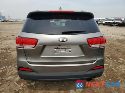 Zdjęcie 6 z 13 samochodu: 2016 KIA SORENTO LX V6 VIN:5XYPG4A5XGG023589 - miniatura
