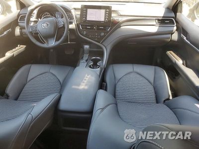 Zdjęcie 8 z 12 samochodu: 2024 TOYOTA CAMRY SE VIN:4T1G11AK6RU255268 - miniatura