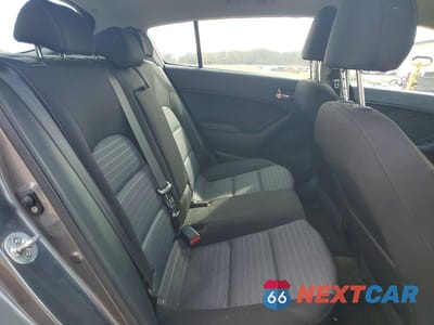 Zdjęcie 10 z 11 samochodu: 2016 KIA FORTE5 LX VIN:KNAFK5A84G5537826 - miniatura