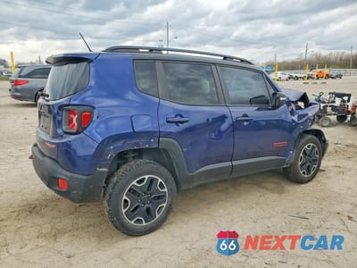 Trzecie zdjęcie samochodu z tyłu: 2017 JEEP RENEGADE TRAILHAWK VIN:ZACCJBCB9HPG39504 - miniatura