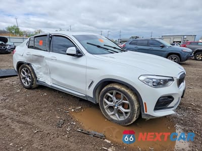 Czwarte zdjęcie samochodu z boku: 2020 BMW X4 XDRIVE30I VIN:5UX2V1C00L9B80464 - miniatura