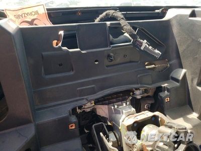 Zdjęcie 9 z 12 samochodu: 2017 CHEVROLET SILVERADO K1500 LT VIN:1GCVKREC7HZ193343 - miniatura
