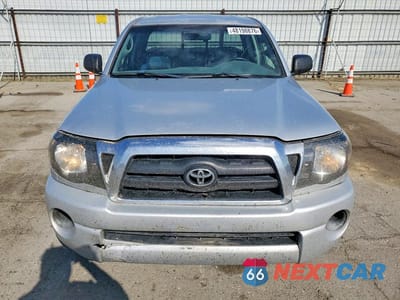 Piąte zdjęcie samochodu w środku: 2005 TOYOTA TACOMA BASE VIN:5TETX22N75Z022789 - miniatura