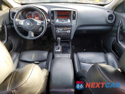 Zdjęcie 8 z 12 samochodu: 2010 NISSAN MAXIMA 3.5 S VIN:1N4AA5AP1AC857508 - miniatura