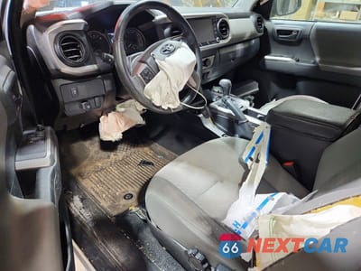 Zdjęcie 8 z 12 samochodu: 2022 TOYOTA TACOMA SR5 VIN:3TYSX5EN1NT012611 - miniatura